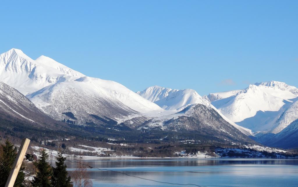 Villa Tindelykke à Isfjorden Extérieur photo